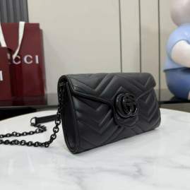 Picture of Gucci Handbags _SKUfw231080372fw